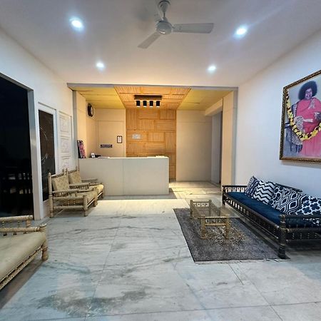 Hotel Sri Sathya Sai بنغالور المظهر الخارجي الصورة